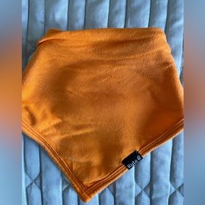 🍊Kyte Baby orange bib